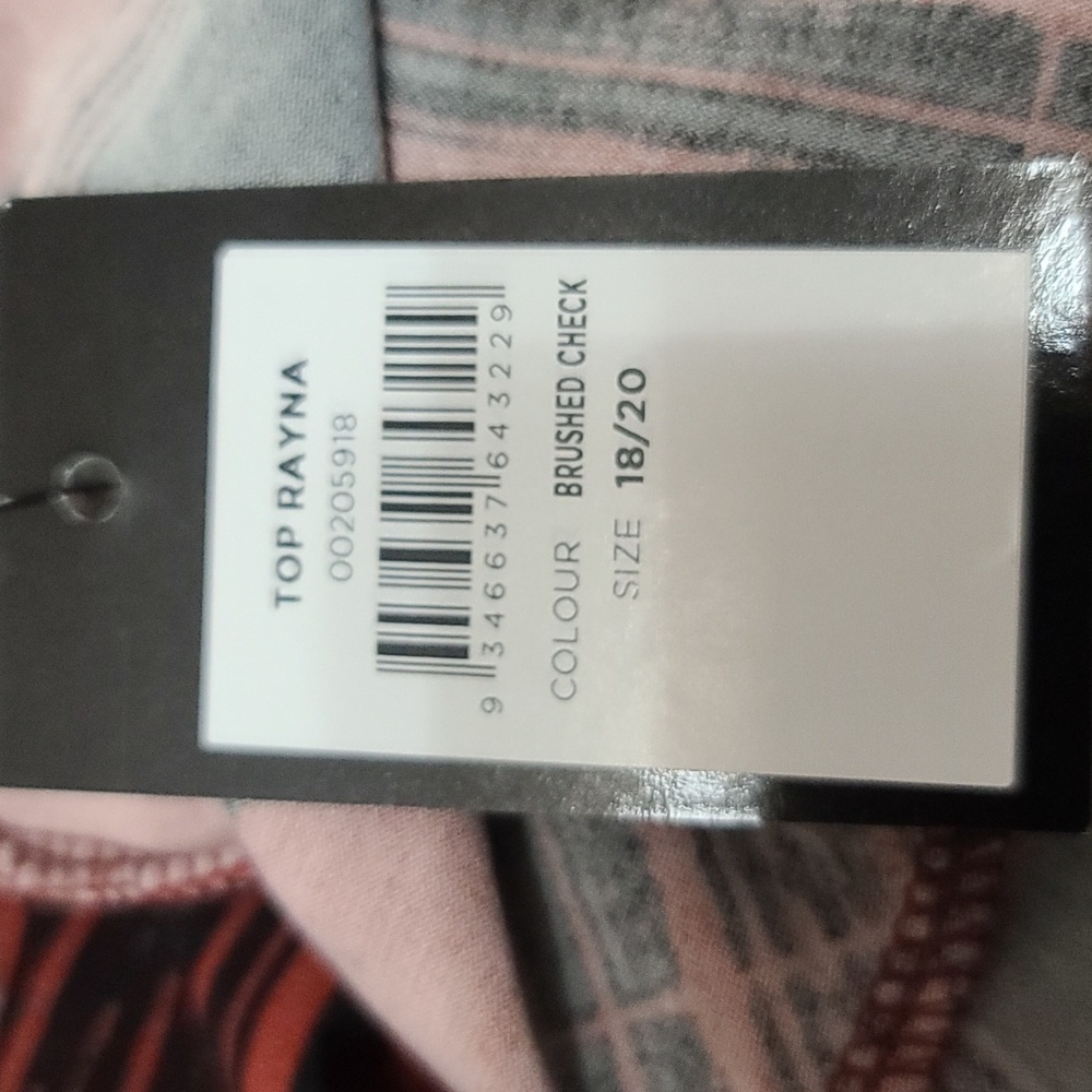 NWT Avenue Womens Blouse Rust/Blk V-neck Stretch Comfort Size 18/20 - Picture 9 of 9